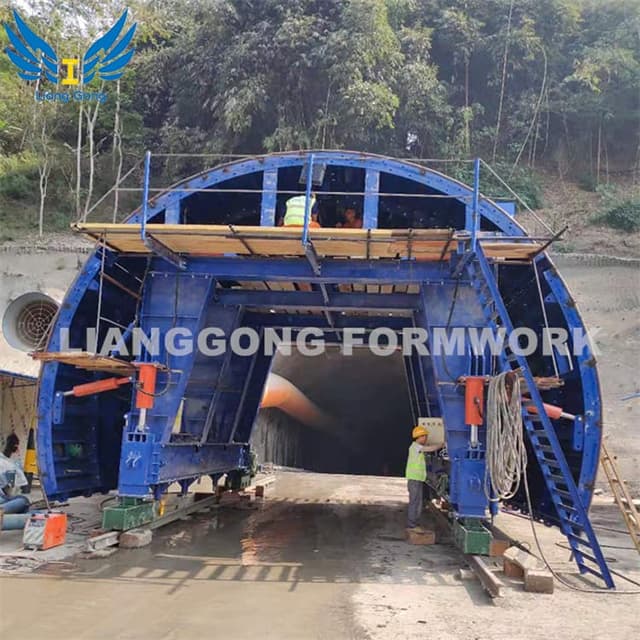 Carro hidráulico de acero para revestimiento de túneles Lianggong Carro de plataforma hidráulica para construcción de túneles de ferrocarriles y carreteras